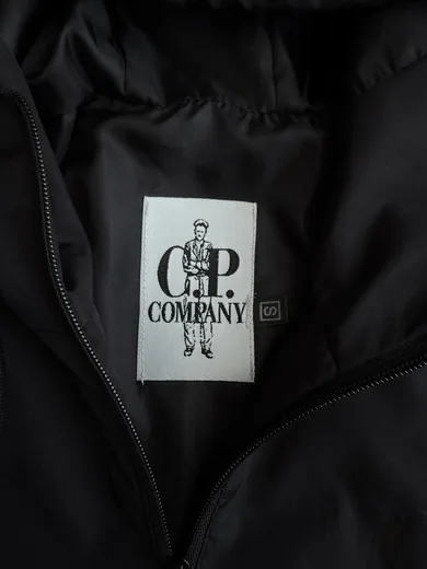 Вітрівка C.P. Company чорна фото 5