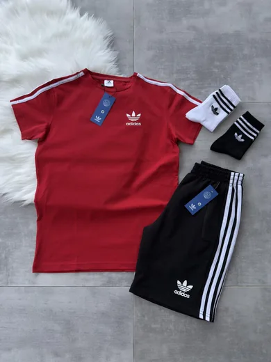 Набір Adidas футболка червона шорти чорні 2 пари шкарпеток