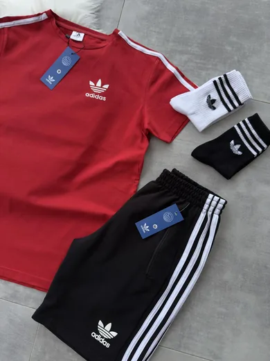Набір Adidas футболка червона шорти чорні 2 пари шкарпеток фото 2