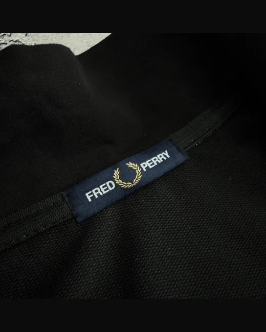 Кофта Fred Perry чорна фото 3