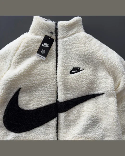 Двостороння куртка Nike фото 9