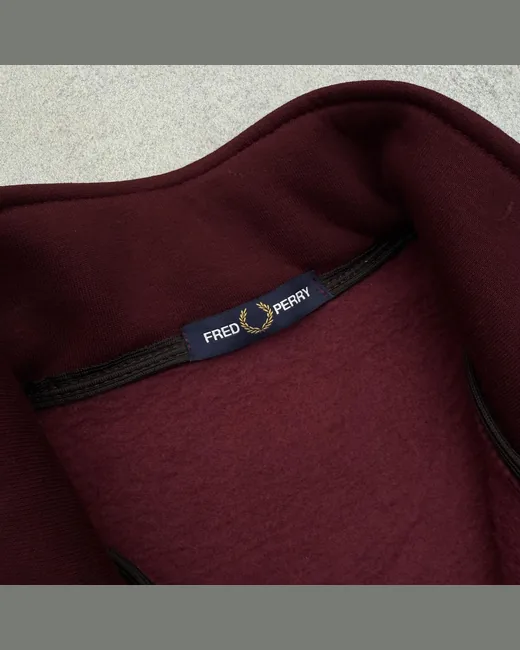 Кофта Fred Perry бордо — складова набору Набір Fred Perry зима кофта бордова та штани чорні