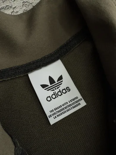 Набір Adidas кофта хакі та штани чорні фото 4