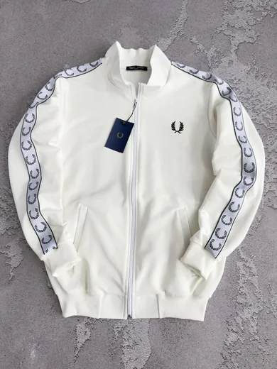Кофта Fred Perry молочна