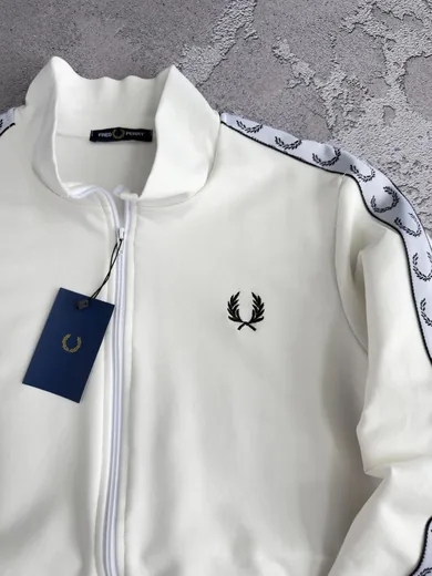 Кофта Fred Perry молочна фото 8