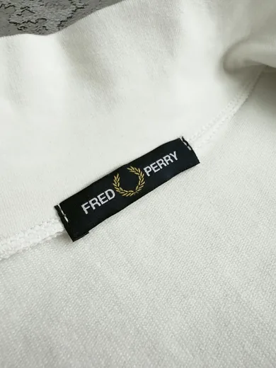 Кофта Fred Perry молочна фото 3