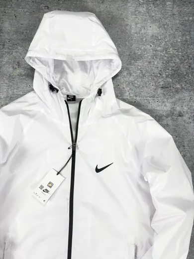 Вітрівка Nike біла принт фото 16
