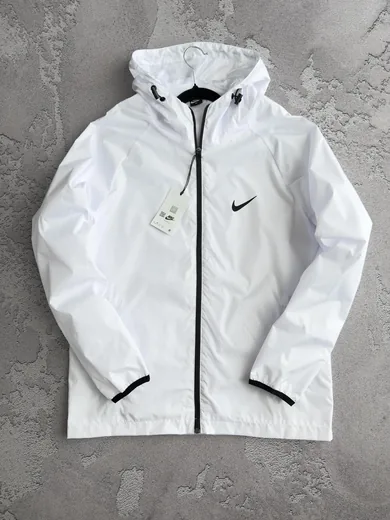 Вітрівка Nike біла принт — складова набору Набір Nike вітрівка біла кофта та штани з лампасами чорні