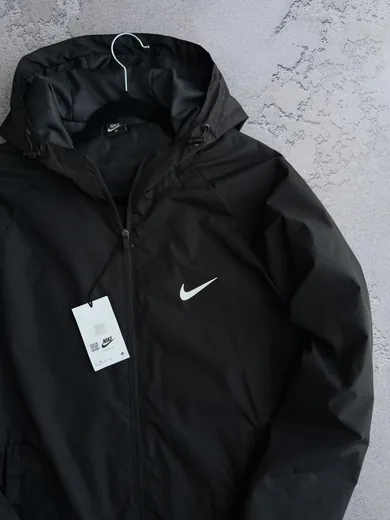 Вітрівка Nike чорна принт — складова набору Набір Nike вітрівка кофта та штани з лампасами чорні