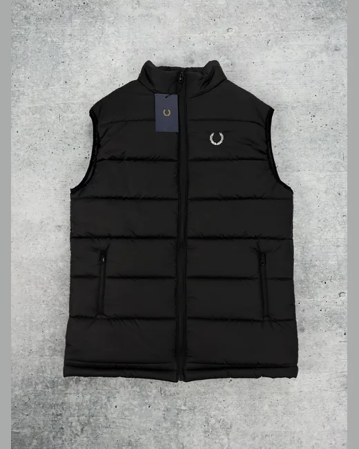 Жилет Fred Perry чорний