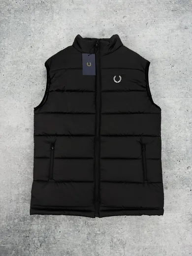 Жилет Fred Perry чорний