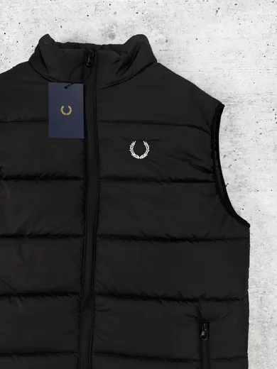 Жилет Fred Perry чорний фото 8