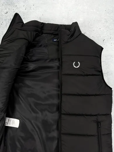 Жилет Fred Perry чорний фото 10