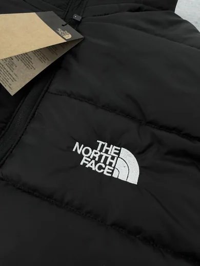 Жилет The North Face чорний фото 5