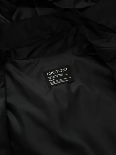Вітрівка Arc'teryx чорна фото 12