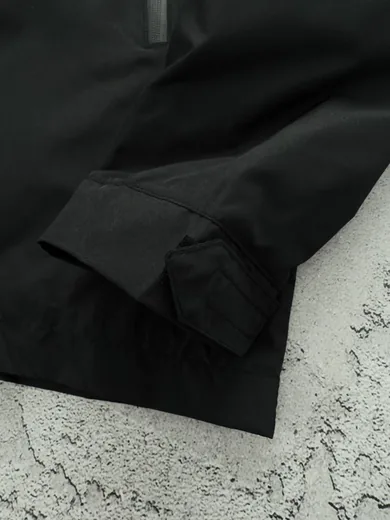 Вітрівка Arc'teryx чорна фото 11