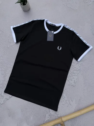 Футболка Fred Perry чорна фото 2