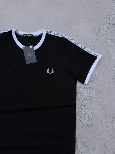 Футболка Fred Perry чорна фото 3