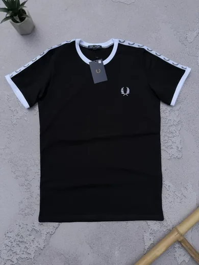 Футболка Fred Perry чорна