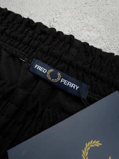 Шорти Fred Perry чорні фото 4