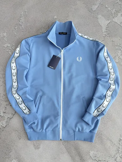 Кофта Fred Perry блакитна