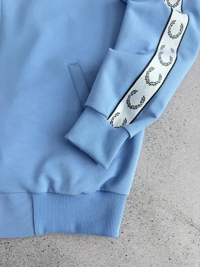 Кофта Fred Perry блакитна фото 6