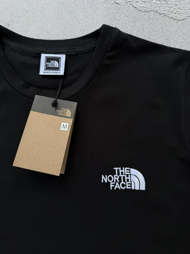 Набір The North Face чорний вишивка футболка шорти та 2 пари шкарпеток фото 3