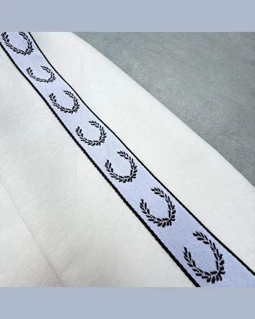Кофта Fred Perry молочна фото 8