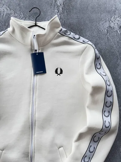 Кофта Fred Perry молочна фото 4