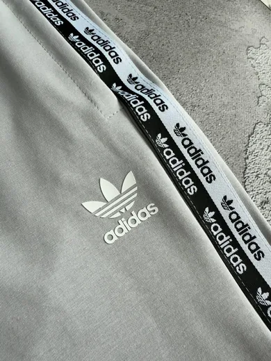 Костюм Adidas зіп-худі та штани сірий фото 10
