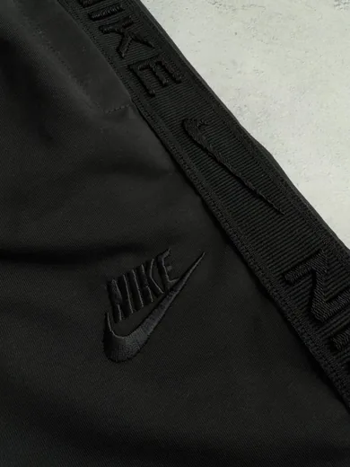 Костюм Nike чорний зіп-худі та штани з лампасами фото 3