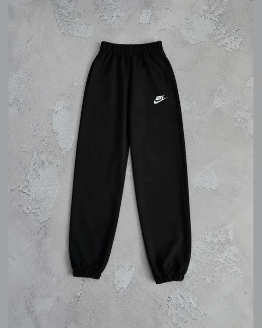 Штани Nike чорні
