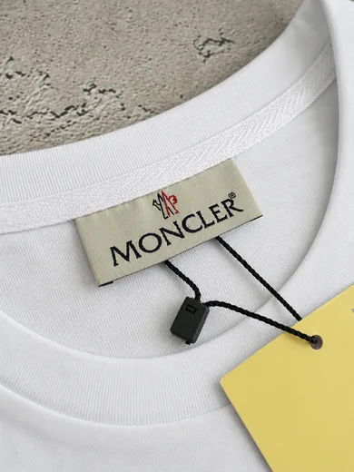 Футболка Moncler біла фото 5