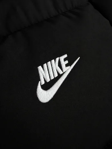 Куртка Зима Nike чорна фото 8