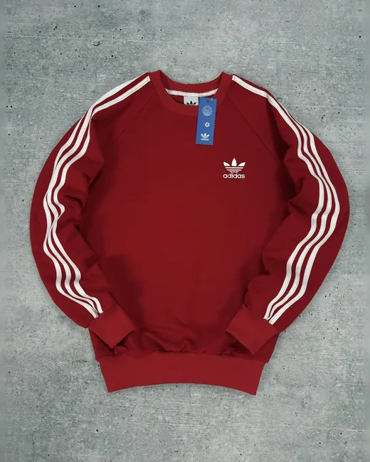Світшот Adidas червоний — складова набору Набір Adidas світшот червоний футболка червона штани кепка 2 пари шкарпеток